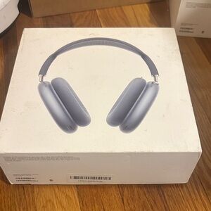 Apple air pod max brand new just box damaged